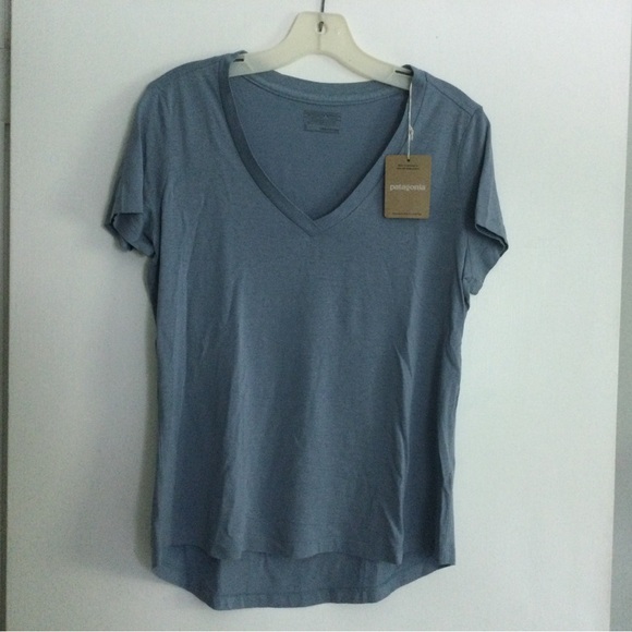 NWT Patagonia Tee size small. - Picture 3 of 8